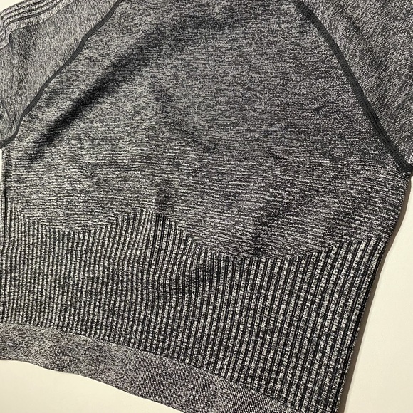 Grey Fabletics Ombre Seamless Long-Sleeve Top - Picture 10 of 11